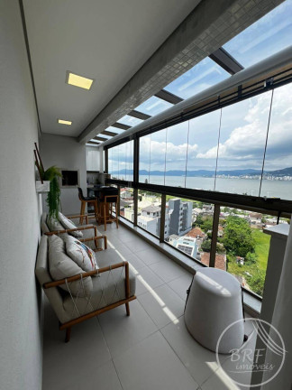 Imagem Cobertura com 3 Quartos à Venda, 180 m² em Balneário - Florianópolis Imagem Cobertura com 3 Quartos à Venda, 180 m² em Balneário - Florianópolis
