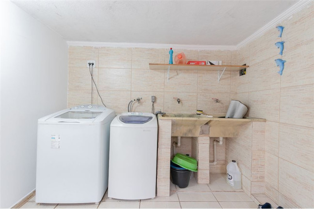 Imagem Casa com 3 Quartos à Venda, em Vila Carmosina - São Paulo Imagem Casa com 3 Quartos à Venda, em Vila Carmosina - São Paulo