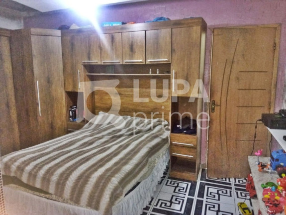 Imagem Casa com 3 Quartos à Venda, 150 m² em Jardim São Bernardino - Suzano Imagem Casa com 3 Quartos à Venda, 150 m² em Jardim São Bernardino - Suzano