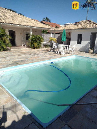 Imagem Casa com 4 Quartos à Venda, 800 m² em Palmeiras - Cabo Frio Imagem Casa com 4 Quartos à Venda, 800 m² em Palmeiras - Cabo Frio