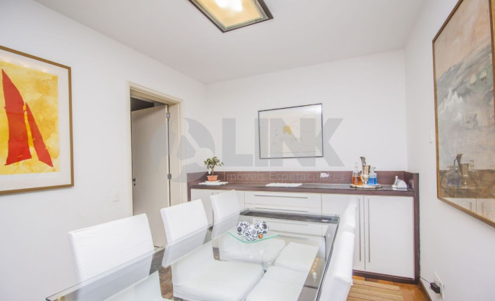 Imagem Apartamento com 3 Quartos à Venda, 136 m² em Mont Serrat - Porto Alegre Imagem Apartamento com 3 Quartos à Venda, 136 m² em Mont Serrat - Porto Alegre