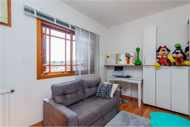 Imagem Apartamento com 3 Quartos à Venda, 119 m² em Medianeira - Porto Alegre Imagem Apartamento com 3 Quartos à Venda, 119 m² em Medianeira - Porto Alegre
