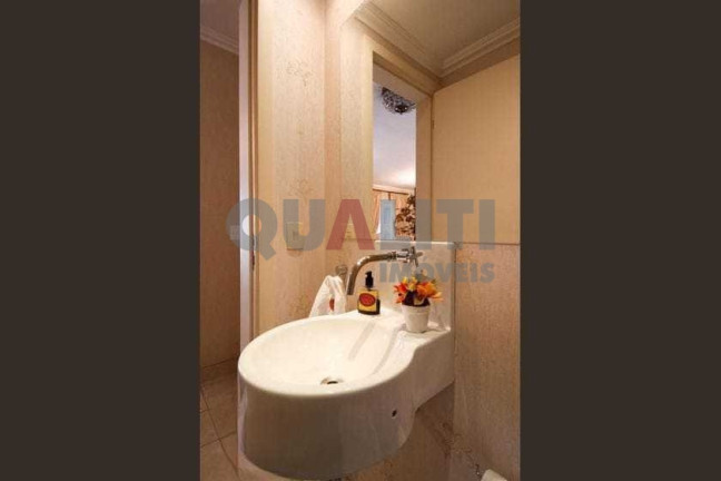 Imagem Apartamento com 2 Quartos à Venda, 227 m² em Itaim Bibi - São Paulo