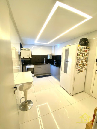 Imagem Apartamento com 4 Quartos à Venda, 194 m² em Praia Da Costa - Vila Velha Imagem Apartamento com 4 Quartos à Venda, 194 m² em Praia Da Costa - Vila Velha