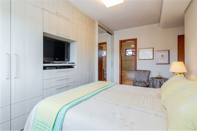 Imagem Apartamento com 3 Quartos à Venda, 150 m² em Jardim Planalto - Porto Alegre Imagem Apartamento com 3 Quartos à Venda, 150 m² em Jardim Planalto - Porto Alegre