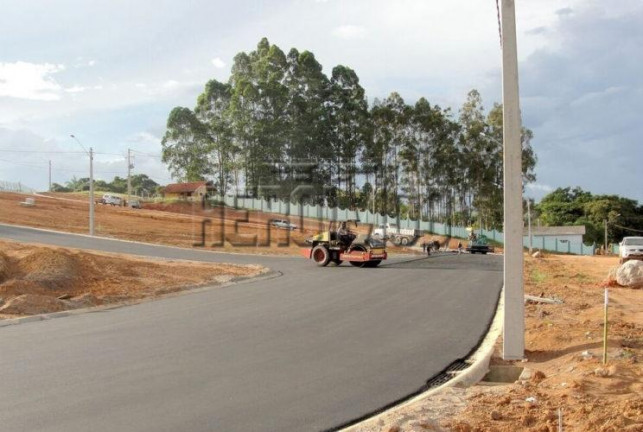 Imagem Terreno à Venda, 250 m² em Guaripocaba - Bragança Paulista Imagem Terreno à Venda, 250 m² em Guaripocaba - Bragança Paulista