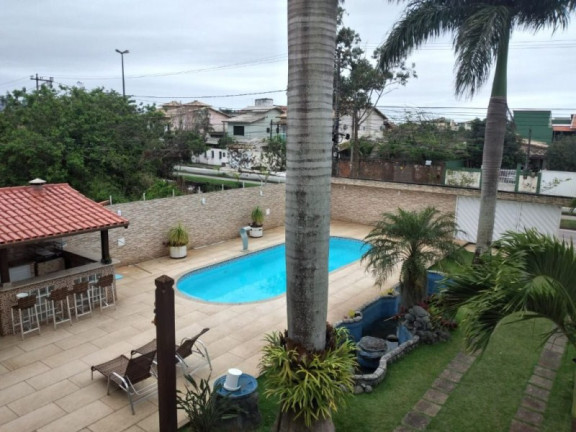 Imagem Casa com 3 Quartos à Venda, 420 m² em Ouro Verde - Rio Das Ostras