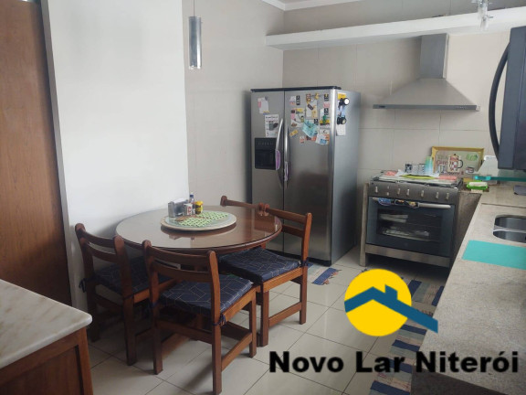 Imagem Apartamento com 3 Quartos à Venda, 130 m² em Icaraí - Niterói