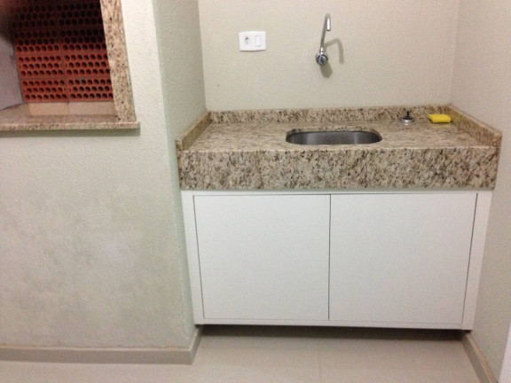 Imagem Casa com 3 Quartos à Venda, 233 m² em Cristo Rei - Curitiba Imagem Casa com 3 Quartos à Venda, 233 m² em Cristo Rei - Curitiba