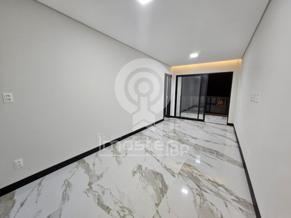 Imagem Casa com 5 Quartos à Venda, em Maraponga - Fortaleza Imagem Casa com 5 Quartos à Venda, em Maraponga - Fortaleza