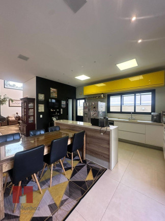 Imagem Casa com 3 Quartos à Venda, 420 m² em Alphaville - Santana De Parnaíba Imagem Casa com 3 Quartos à Venda, 420 m² em Alphaville - Santana De Parnaíba