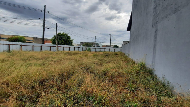Imagem Terreno à Venda, em Jardim Santa Rosa - Sorocaba Imagem Terreno à Venda, em Jardim Santa Rosa - Sorocaba