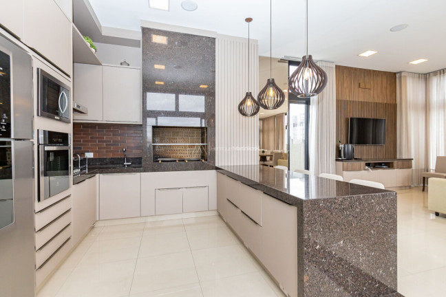 Imagem Apartamento com 3 Quartos à Venda, 259 m² em Cabral - Curitiba