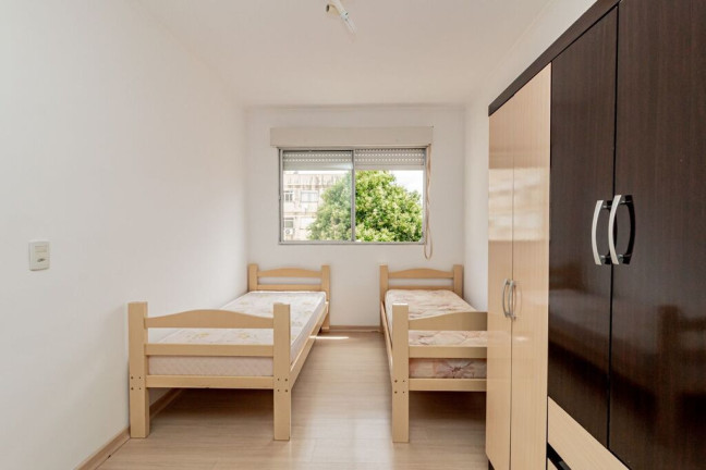 Imagem Apartamento com 2 Quartos à Venda, 56 m² em Santo Antônio - Porto Alegre Imagem Apartamento com 2 Quartos à Venda, 56 m² em Santo Antônio - Porto Alegre