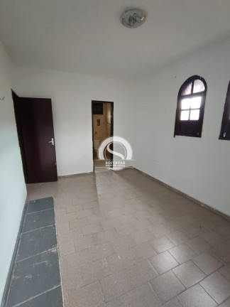 Imagem Casa com 4 Quartos à Venda, 134 m² Imagem Casa com 4 Quartos à Venda, 134 m²