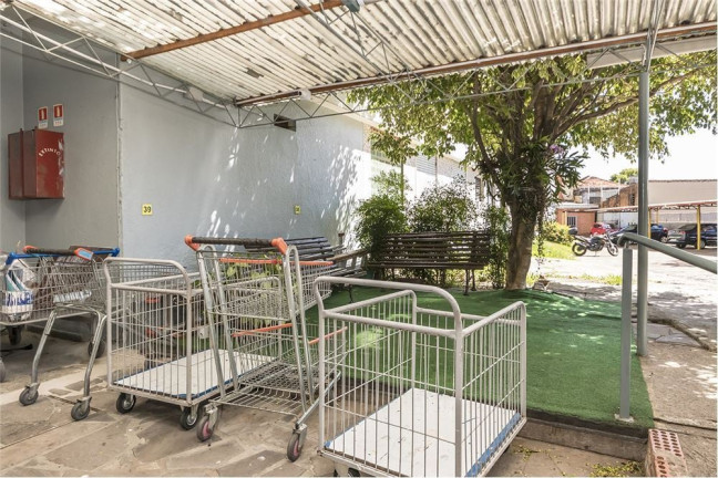 Imagem Imóvel com 2 Quartos à Venda, 65 m² em Azenha - Porto Alegre Imagem Imóvel com 2 Quartos à Venda, 65 m² em Azenha - Porto Alegre