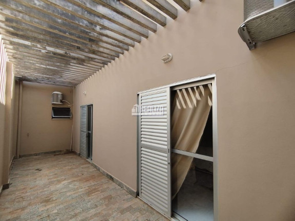 Imagem Casa com 4 Quartos à Venda, 430 m² em Jardim São Bento - Uberaba Imagem Casa com 4 Quartos à Venda, 430 m² em Jardim São Bento - Uberaba