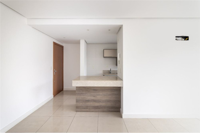 Imagem Imóvel com 2 Quartos à Venda, em Higienópolis - Porto Alegre Imagem Imóvel com 2 Quartos à Venda, em Higienópolis - Porto Alegre