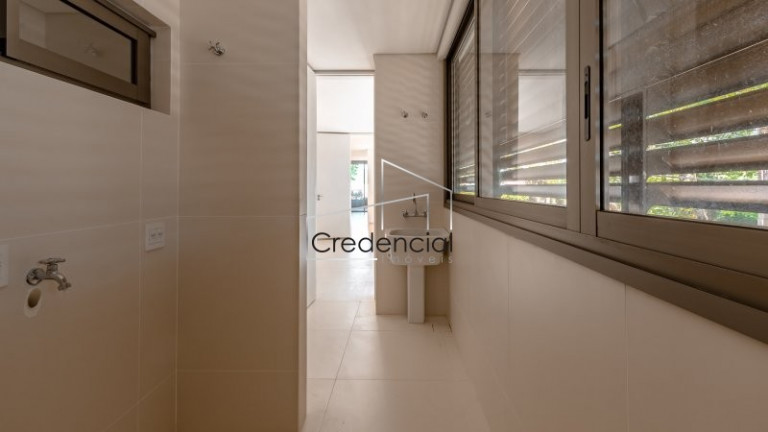 Imagem Apartamento com 3 Quartos à Venda, 315 m² em Cabral - Curitiba