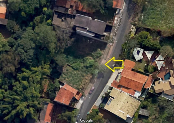 Terreno à Venda, 319 m² em Sousas - Campinas