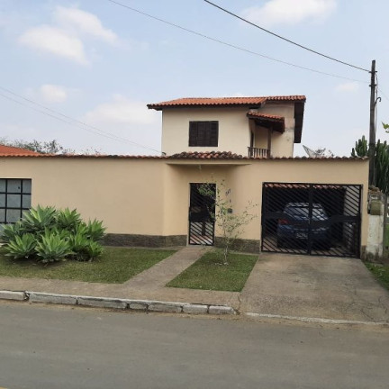 Casa com 3 Quartos à Venda, 140 m² em Jardim Itatiaia - Itatiaia