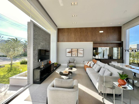 Imagem Casa com 4 Quartos à Venda, 185 m² em Araçá - Capao Da Canoa Imagem Casa com 4 Quartos à Venda, 185 m² em Araçá - Capao Da Canoa