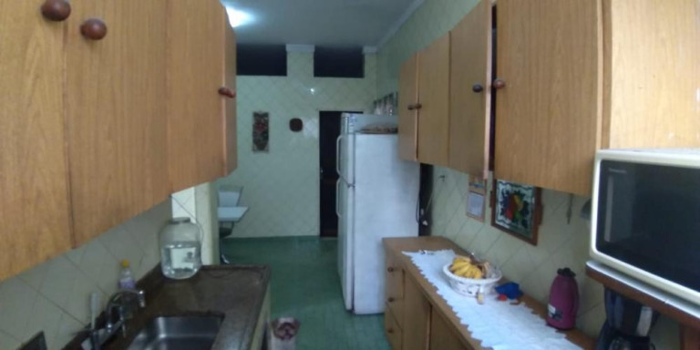 Imagem Imóvel com 3 Quartos à Venda, 316 m² em Campo Grande - Rio De Janeiro Imagem Imóvel com 3 Quartos à Venda, 316 m² em Campo Grande - Rio De Janeiro