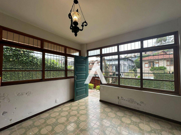 Imagem Casa com 4 Quartos à Venda, 214 m² em Jardim Europa - Teresópolis Imagem Casa com 4 Quartos à Venda, 214 m² em Jardim Europa - Teresópolis