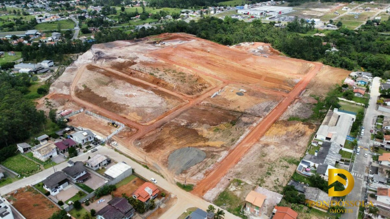 Imagem Terreno à Venda, 360 m² em Catarinense - Criciúma