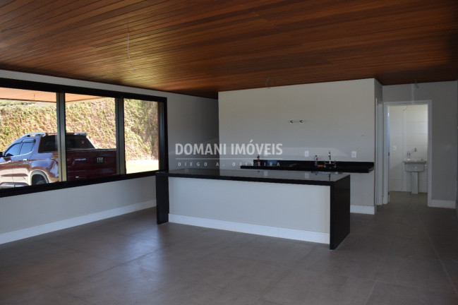 Imagem Casa com 4 Quartos à Venda, 422 m² em Região De Descansópolis - Campos Do Jordão Imagem Casa com 4 Quartos à Venda, 422 m² em Região De Descansópolis - Campos Do Jordão