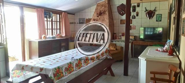 Imagem Casa com 5 Quartos à Venda, 200 m² em Balneário Caravela I - Matinhos Imagem Casa com 5 Quartos à Venda, 200 m² em Balneário Caravela I - Matinhos