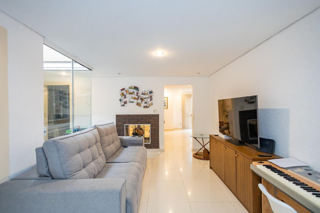 Imagem Casa de Condomínio com 4 Quartos à Venda, 187 m² em Butiatuvinha - Curitiba Imagem Casa de Condomínio com 4 Quartos à Venda, 187 m² em Butiatuvinha - Curitiba