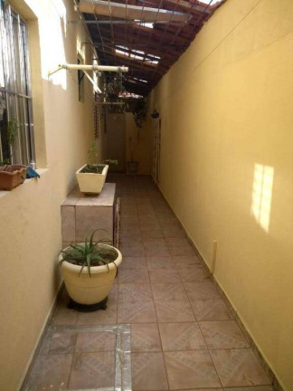 Imagem Casa com 2 Quartos à Venda, 120 m² em Parque Aeroporto - Taubaté Imagem Casa com 2 Quartos à Venda, 120 m² em Parque Aeroporto - Taubaté