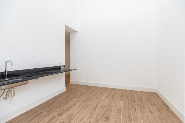 Imagem Casa com 3 Quartos à Venda, 324 m² em Vila Monumento - São Paulo