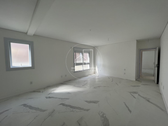 Imagem Casa com 4 Quartos à Venda, 477 m² em Ingleses Do Rio Vermelho - Florianópolis Imagem Casa com 4 Quartos à Venda, 477 m² em Ingleses Do Rio Vermelho - Florianópolis