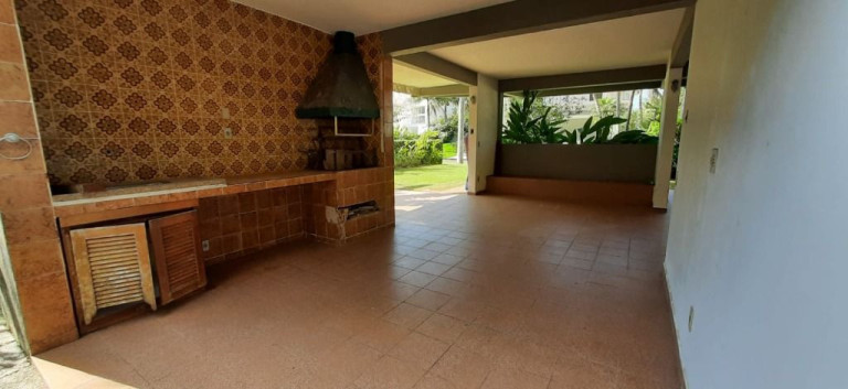 Imagem Casa com 5 Quartos à Venda, 247 m² em Massaguaçu - Caraguatatuba