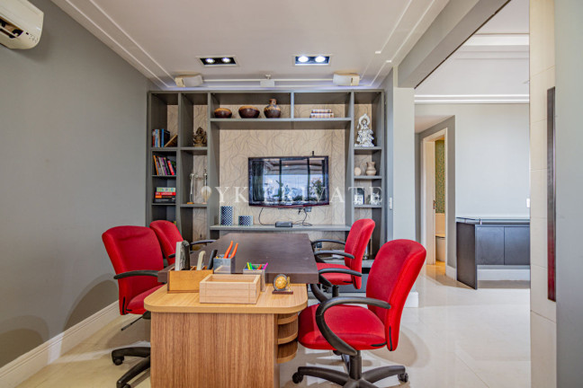 Imagem Apartamento com 4 Quartos à Venda, 206 m² em Vila Romana - São Paulo