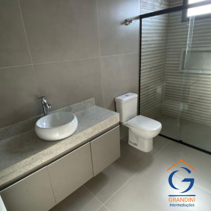 Imagem Imóvel com 3 Quartos à Venda, 330 m² em Condomínio Califórnia - Estiva Gerbi Imagem Imóvel com 3 Quartos à Venda, 330 m² em Condomínio Califórnia - Estiva Gerbi