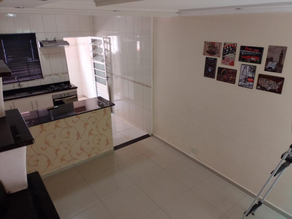 Imagem Casa com 2 Quartos para Alugar, 50 m² em Vila Curuçá - São Paulo
