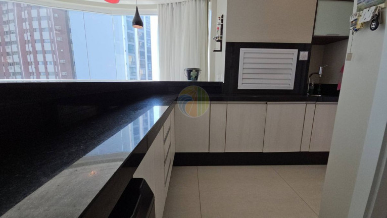 Imagem Apartamento com 4 Quartos à Venda, 170 m² em Barra Sul - Balneário Camboriú Imagem Apartamento com 4 Quartos à Venda, 170 m² em Barra Sul - Balneário Camboriú