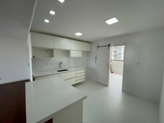 Imagem Apartamento com 3 Quartos à Venda, 160 m² em Icaraí - Niterói Imagem Apartamento com 3 Quartos à Venda, 160 m² em Icaraí - Niterói