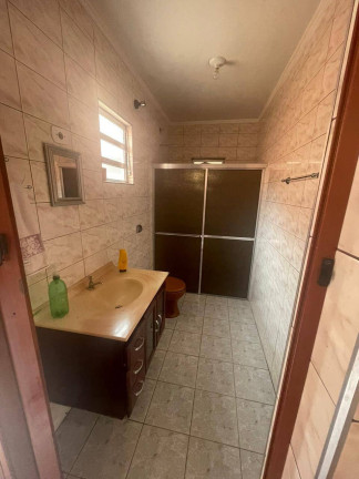 Imagem Casa com 3 Quartos à Venda,  em Taboão - Diadema