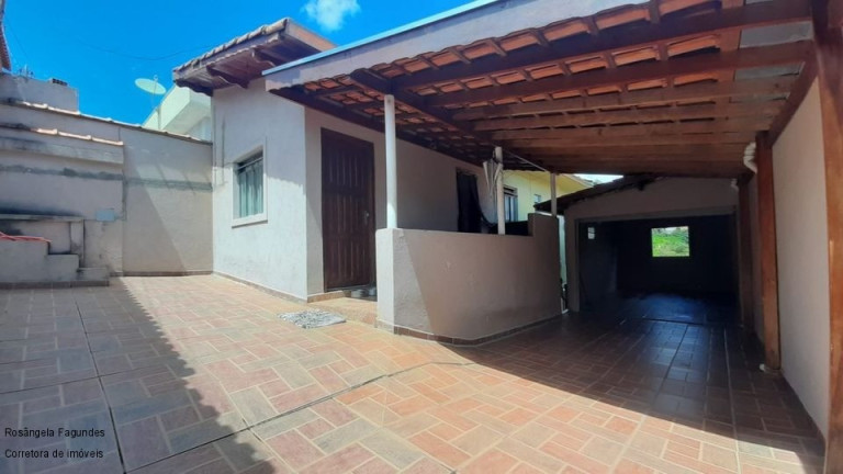 Imagem Sobrado com 2 Quartos à Venda, 130 m² em Estância São José - Poços De Caldas Imagem Sobrado com 2 Quartos à Venda, 130 m² em Estância São José - Poços De Caldas