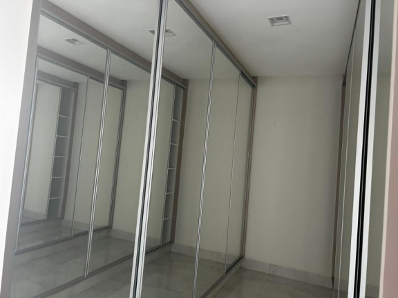 Imagem Sobrado com 4 Quartos à Venda, 270 m² em Condomínio Do Lago - Goiânia Imagem Sobrado com 4 Quartos à Venda, 270 m² em Condomínio Do Lago - Goiânia