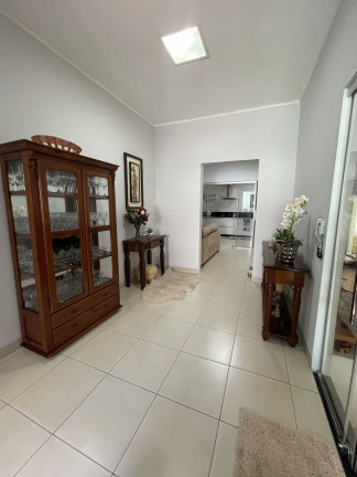 Imagem Casa com 3 Quartos à Venda, 283 m² em Centro - Goianésia Imagem Casa com 3 Quartos à Venda, 283 m² em Centro - Goianésia
