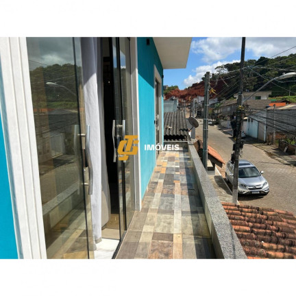 Imagem Casa com 2 Quartos à Venda, 180 m² em Tabuleiro - Camboriú Imagem Casa com 2 Quartos à Venda, 180 m² em Tabuleiro - Camboriú