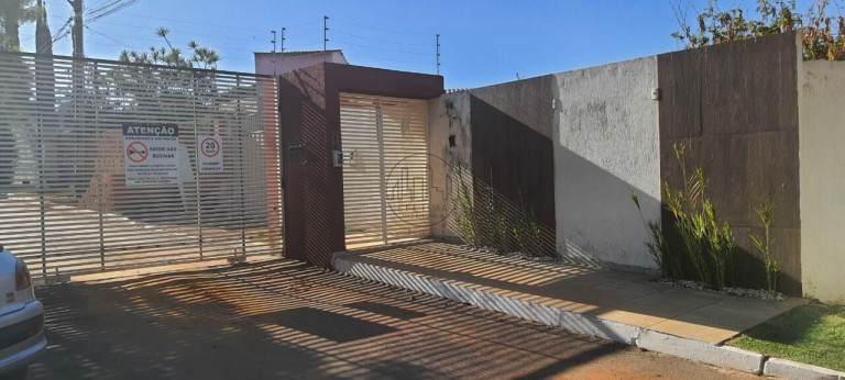 Imagem Casa com 2 Quartos à Venda, 240 m² em Setor Habitacional Arniqueira (águas Claras) - Brasília Imagem Casa com 2 Quartos à Venda, 240 m² em Setor Habitacional Arniqueira (águas Claras) - Brasília