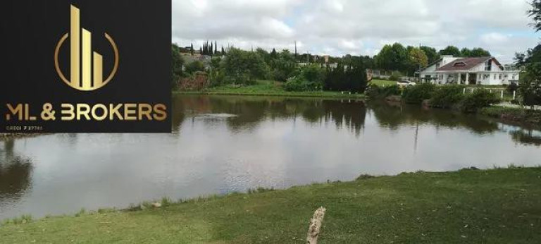 Imagem Imóvel com 3 Quartos à Venda, 5.000 m² em Cotia - São José Dos Pinhais Imagem Imóvel com 3 Quartos à Venda, 5.000 m² em Cotia - São José Dos Pinhais