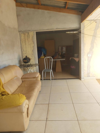 Imagem Casa com 3 Quartos à Venda, em Apucarana Imagem Casa com 3 Quartos à Venda, em Apucarana