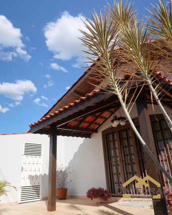 Imagem Casa com 4 Quartos para Alugar, 232 m² em Caxambu - Jundiaí